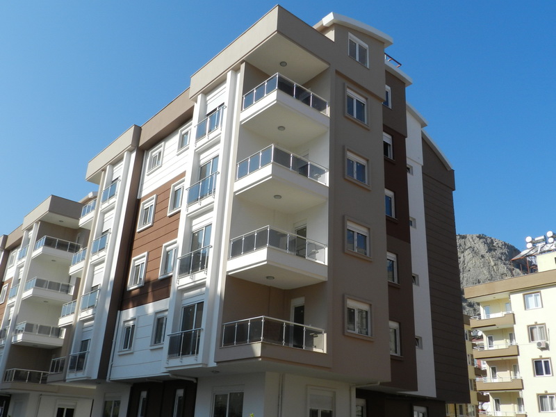 3 Bedroom Comfortable Apartment in Antalya 1