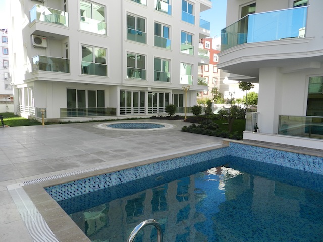 A Great Price Apartment in Antalya for Sale 9