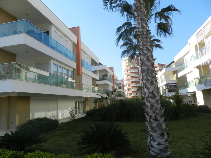 Luxury apartment in Antalya Lara 1