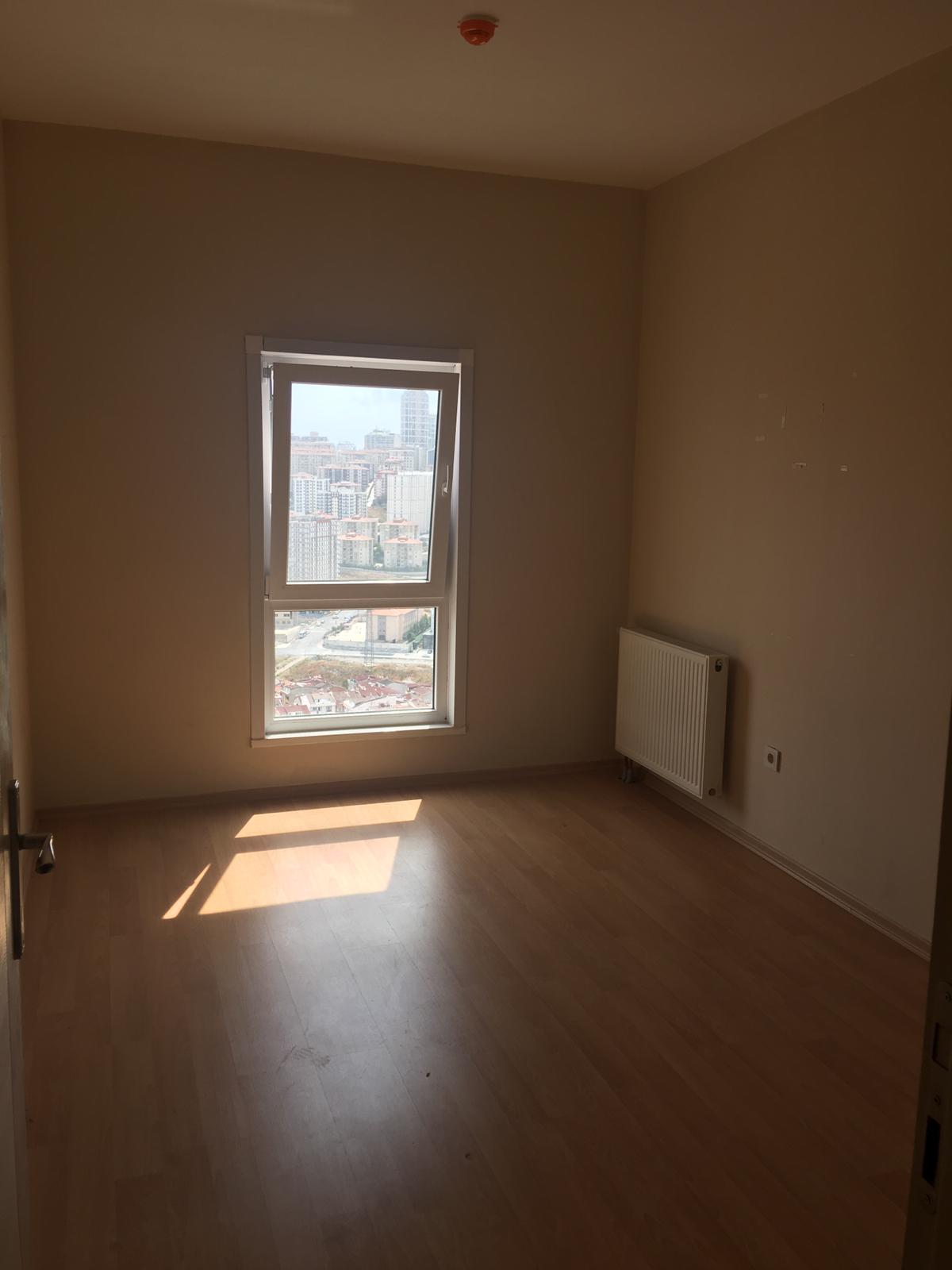 Cheap Istanbul Real Estate – Luxury-Style Apartments with Shopping Mall, Pools, and Strong Rental Returns 10