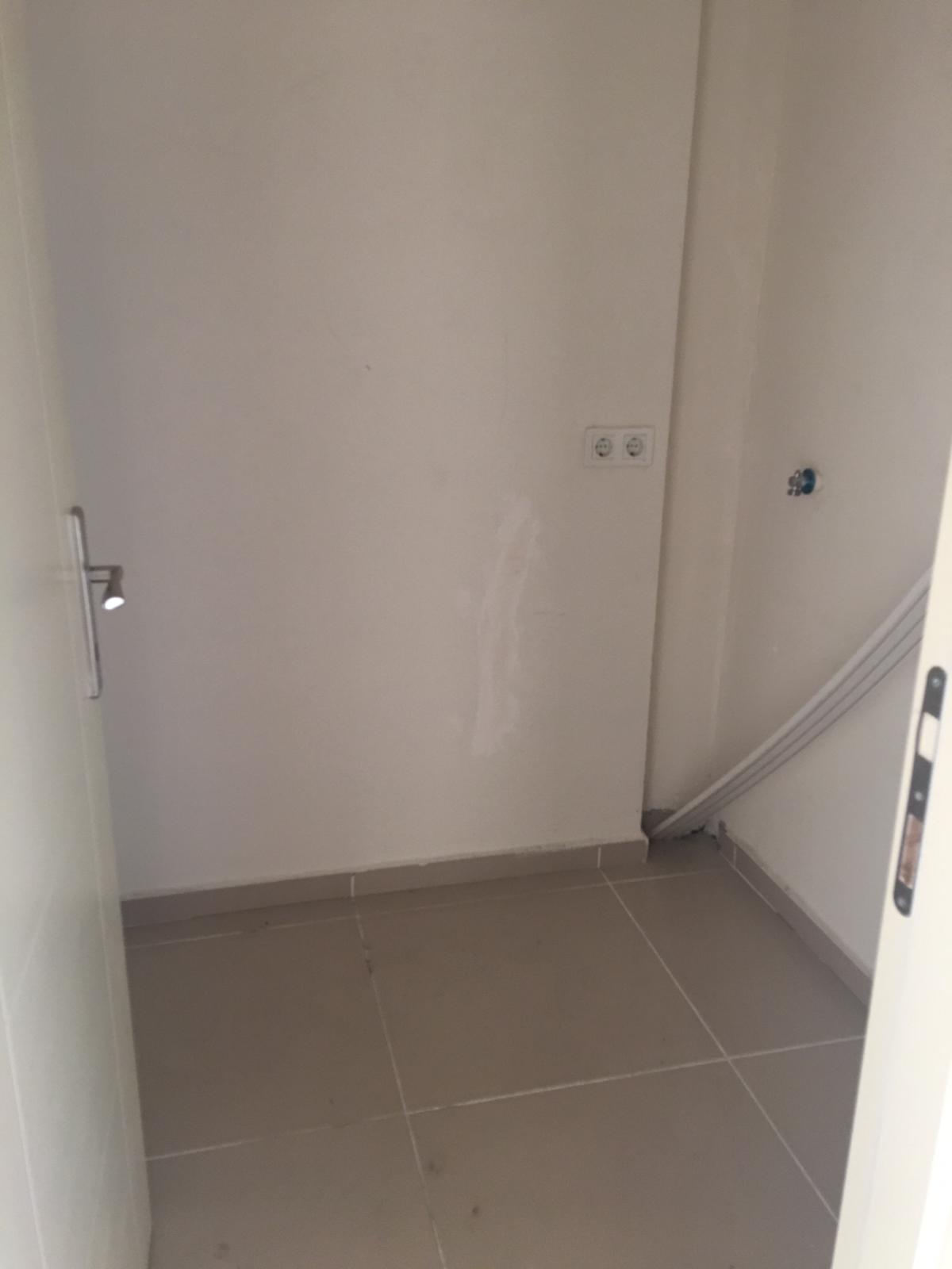 Cheap Istanbul Real Estate – Luxury-Style Apartments with Shopping Mall, Pools, and Strong Rental Returns 16