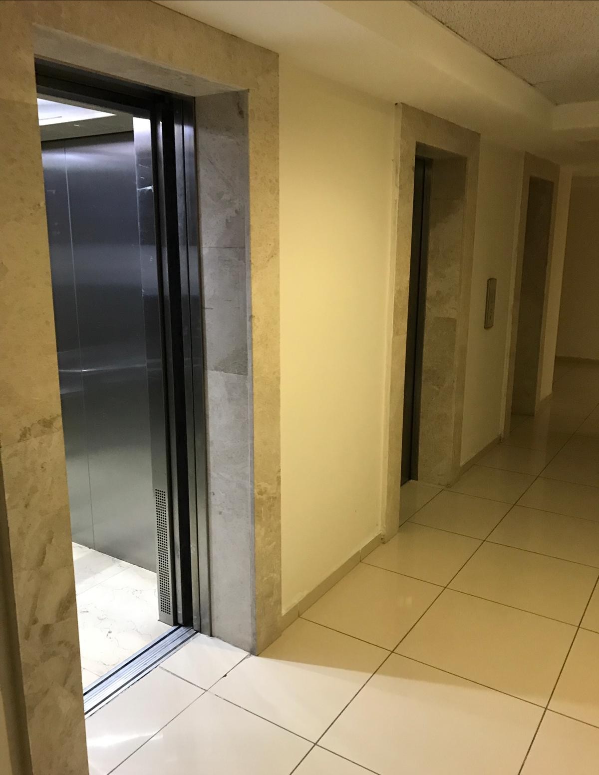 Cheap Istanbul Real Estate – Luxury-Style Apartments with Shopping Mall, Pools, and Strong Rental Returns 4