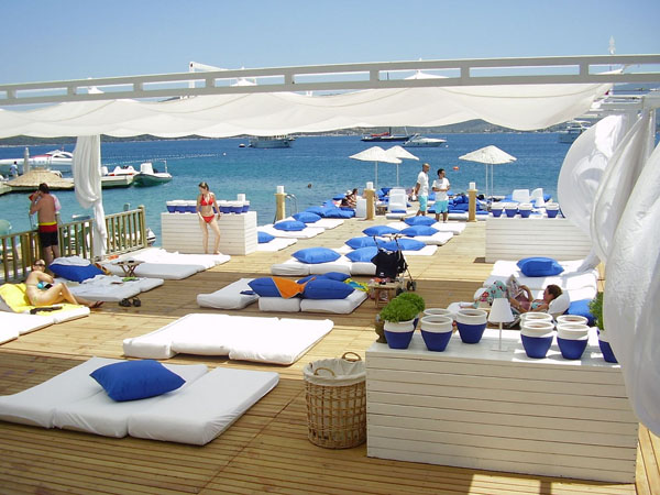 apartment beach in bodrum