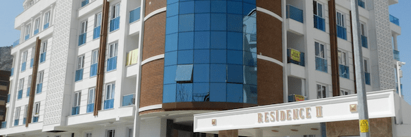 Ready-to-move-in Mountain View Apartments Antalya with a huge pool and security on site