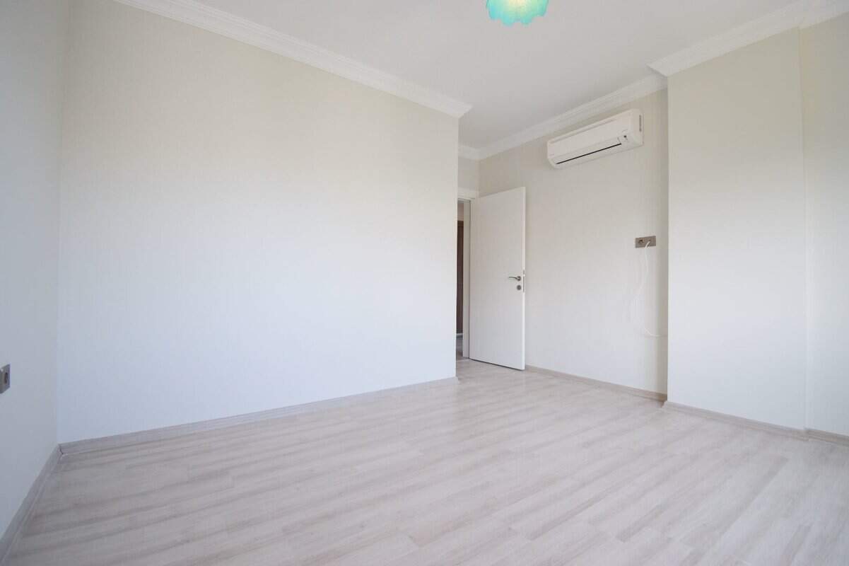 Konyaalti Antalya Property for Sale – Secure Mountain View Homes with Modern Amenities and Investment Value 11
