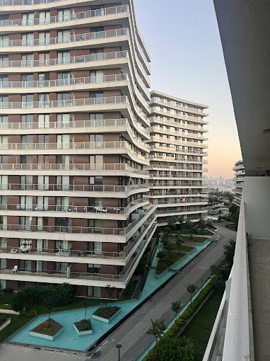 Modern Apartments Istanbul with huge pools and security close by Akbati Mall and its entertainment and food Park 6