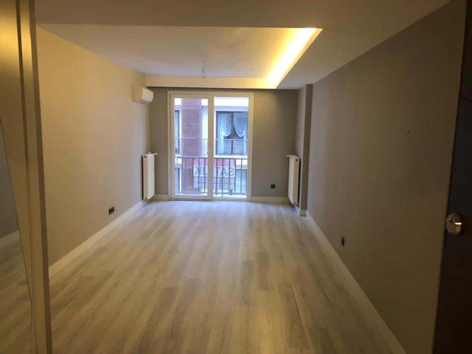 Istanbul One Bedroom Property – Modern Home in Beylikduzu with an English Garden 13