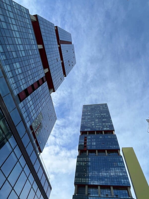 Supermodern Asia Istanbul Apartments with a Mall underneath offering view to Princess Islands 16