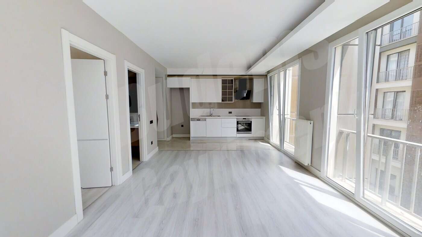 Istanbul One Bedroom Property – Modern Home in Beylikduzu with an English Garden 19