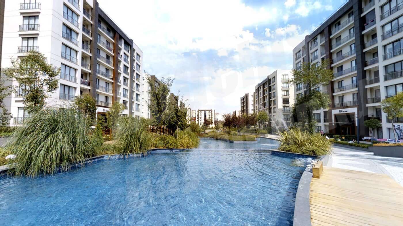 Istanbul One Bedroom Property – Modern Home in Beylikduzu with an English Garden 9