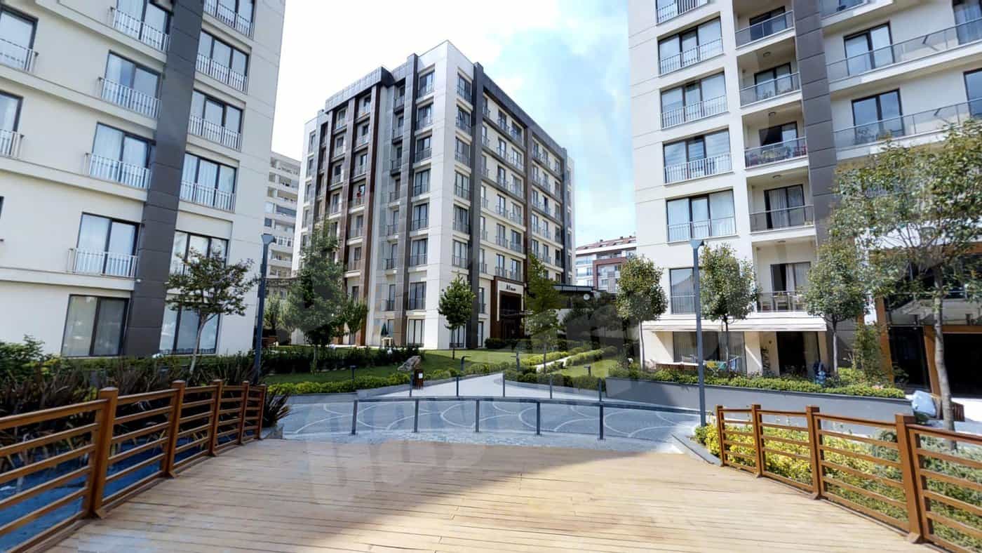 Istanbul One Bedroom Property – Modern Home in Beylikduzu with an English Garden 10