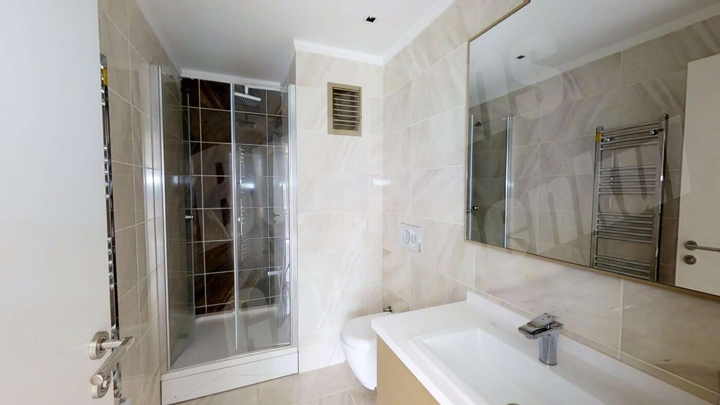 Istanbul One Bedroom Property – Modern Home in Beylikduzu with an English Garden 22