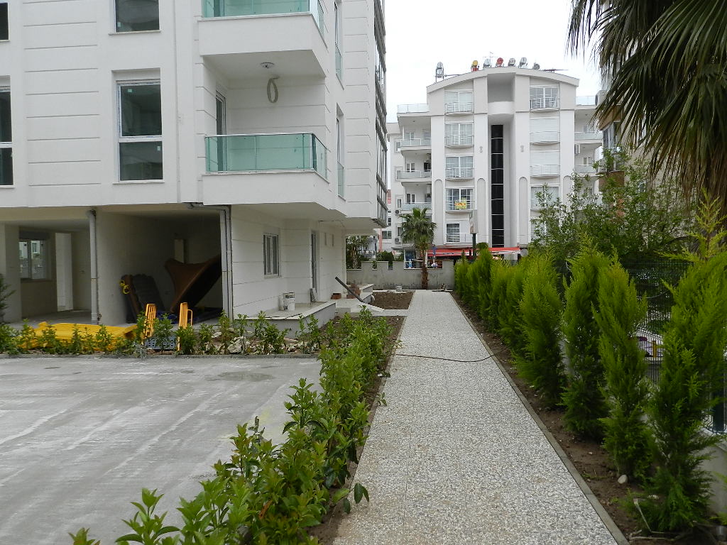 Apartments Inside Antalya Close To The Sea 5