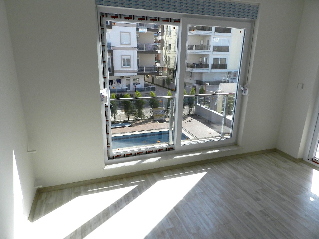 cheap Antalya apartment with sea view 13