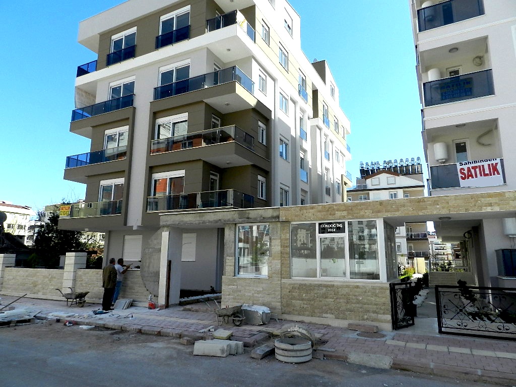 Cheap Antalya Apartment with Pool on Site family friendly low price homes 3