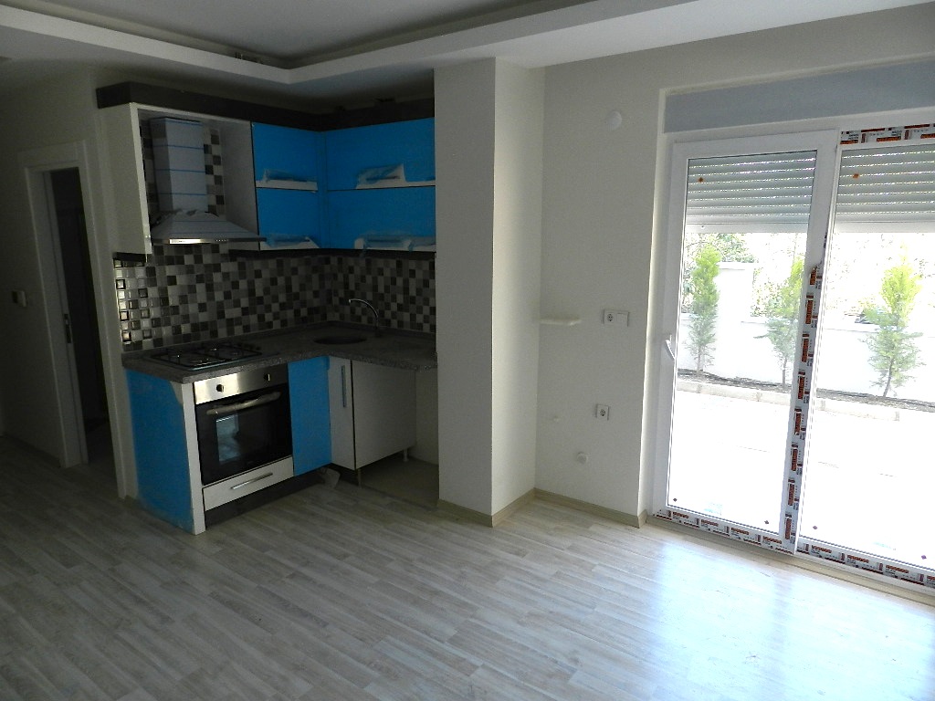 Cheap Antalya Apartment with Pool on Site family friendly low price homes 9