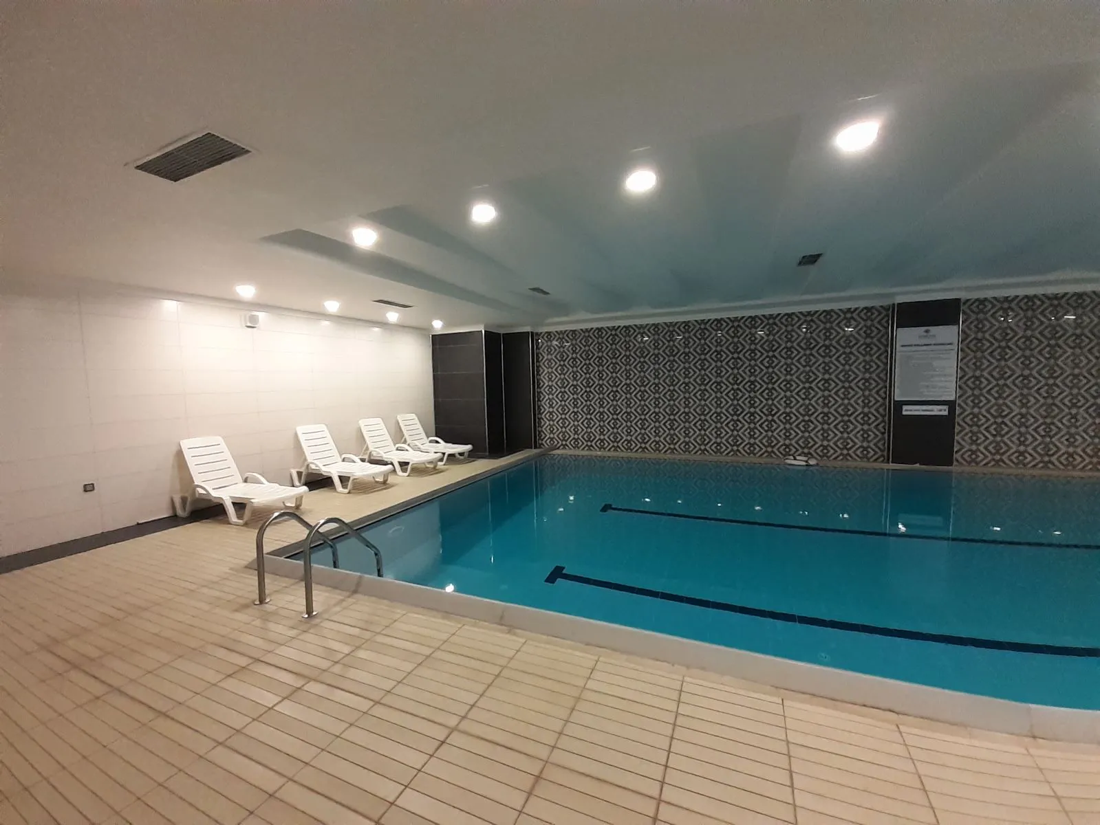Istanbul Studio with Pool for Sale – Modern Living near Center in Sefaköy 24