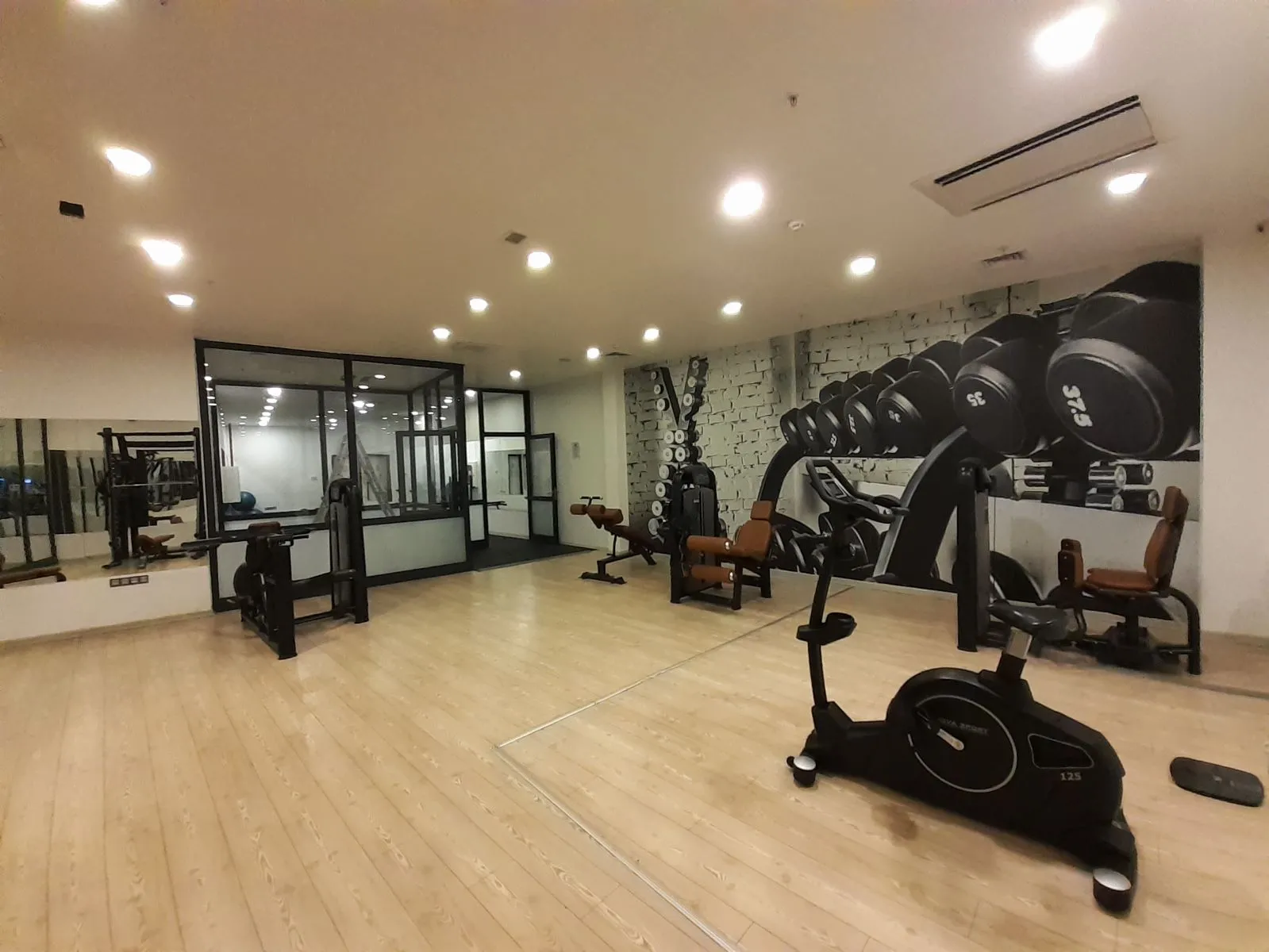 Istanbul Studio with Pool for Sale – Modern Living near Center in Sefaköy 26