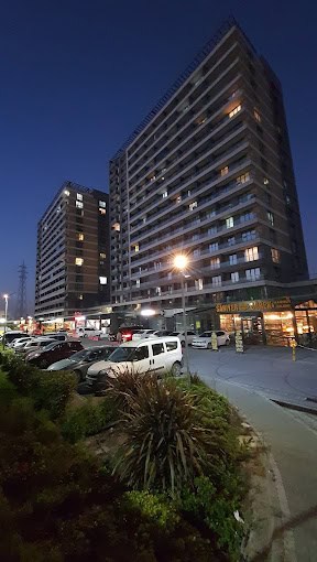 Istanbul Studio with Pool for Sale – Modern Living near Center in Sefaköy 12
