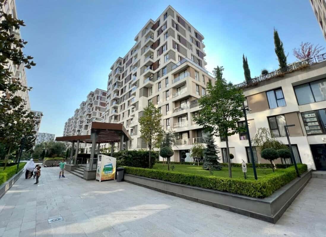 Invest in Beylikduzu Apartments for Sale with Sea Views, Green Living, and Direct Metro Access 4