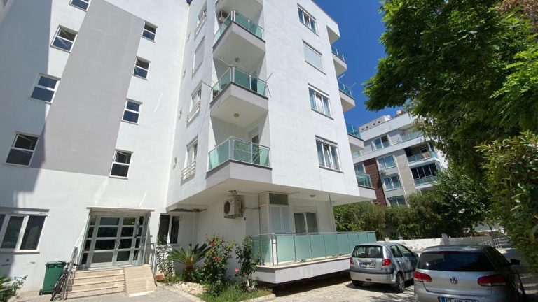 Luxury Real Estate Antalya  in Konyaalti near the Beach Promenade