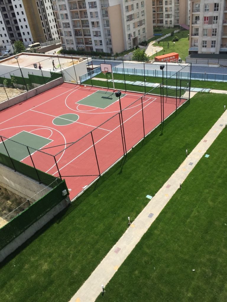 Buy Istanbul Real Estate with Markets and Shopping Mall underneath the compound 5