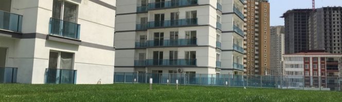 Buy Istanbul Real Estate with Markets and Shopping Mall underneath the compound