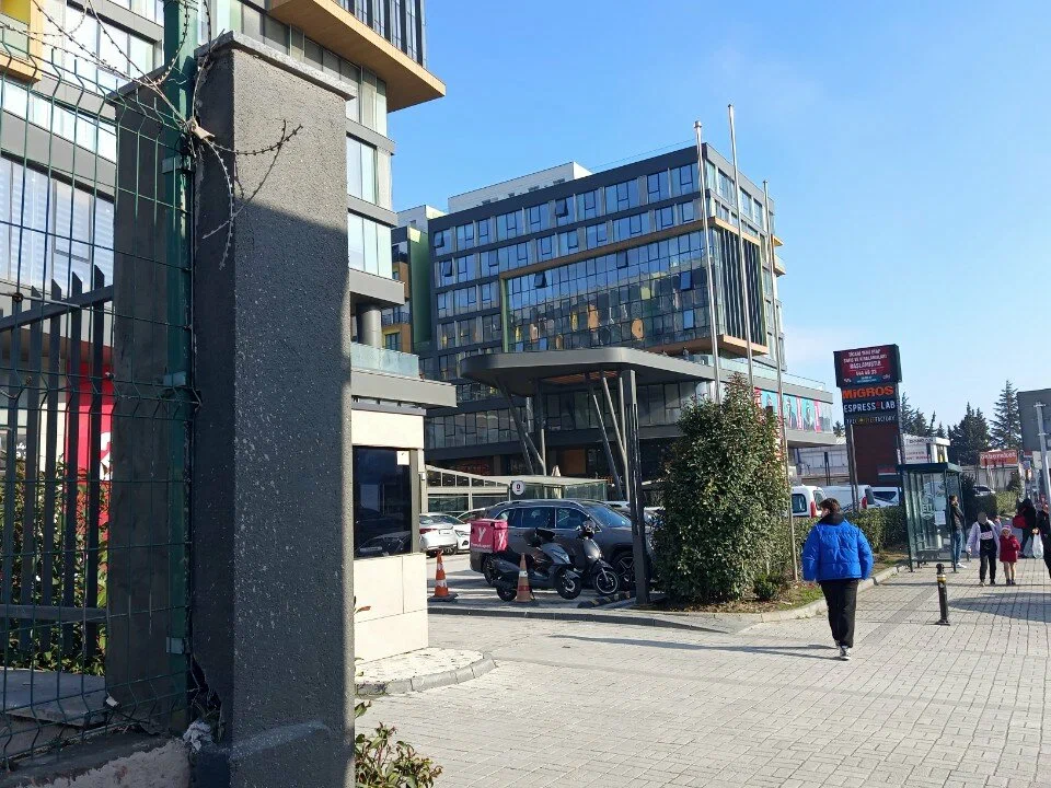 Residence in Istanbul Avcilar for Sale as Home Offices for companies and Residences rentable 2