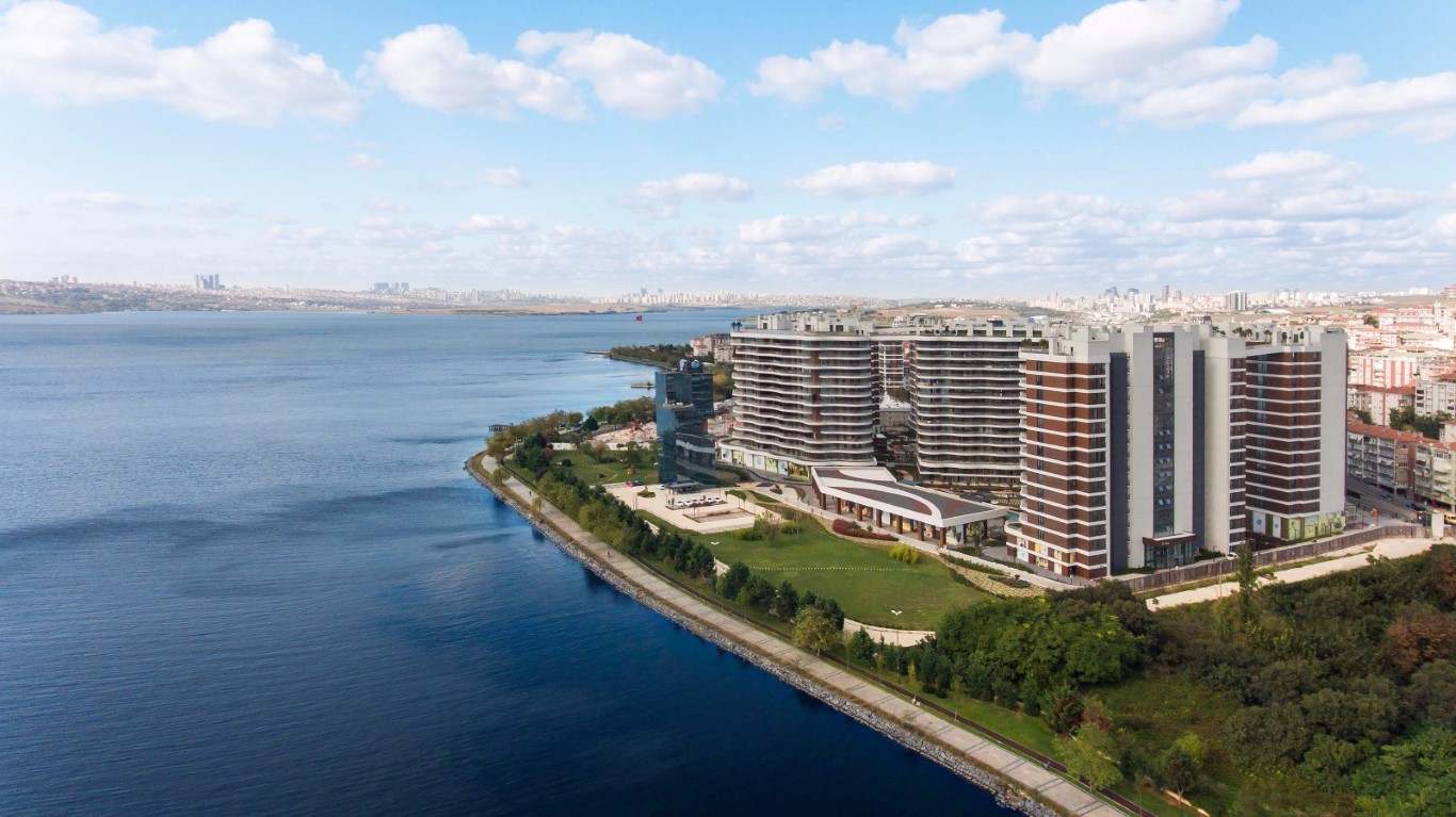 Dazzling Residential Area in Kuçukçekmece 21