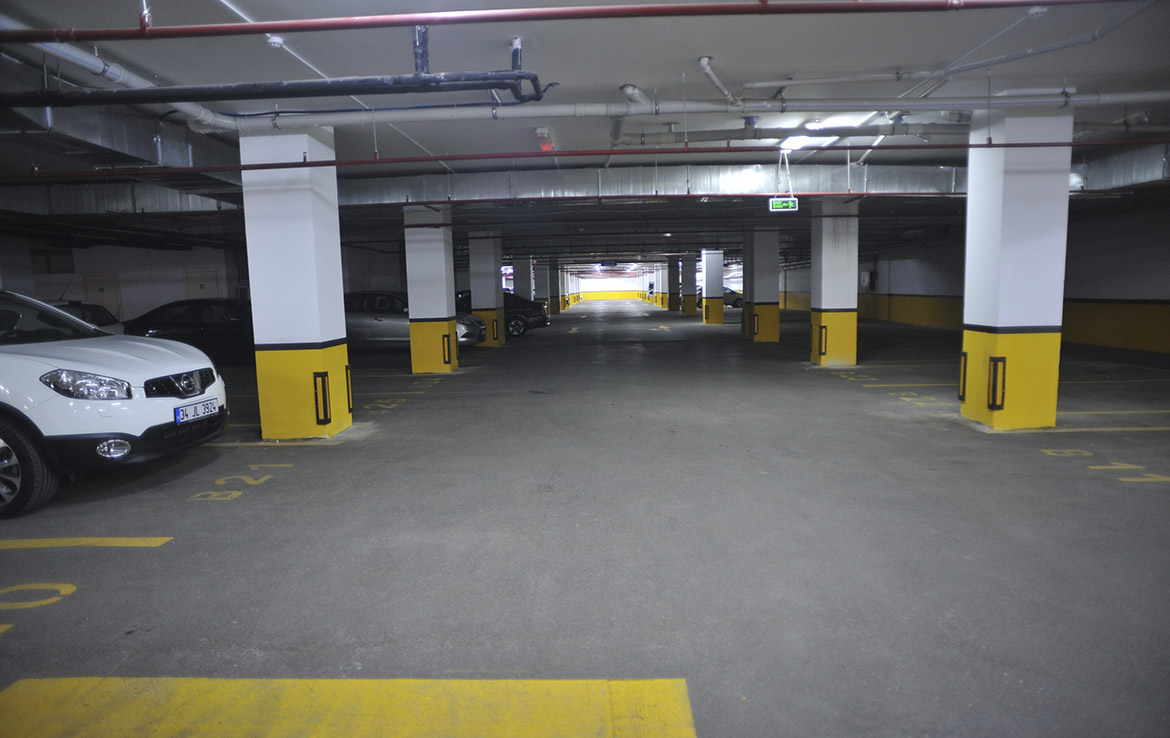 Spacious Offices For Investment Nearby Metro 6