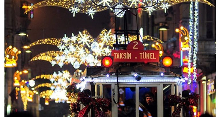 A Turkish Christmas  – Image 1