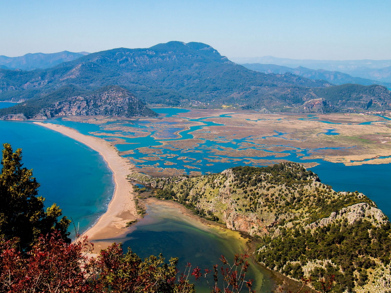 Why visit Dalyan & Iztuzu beach?!