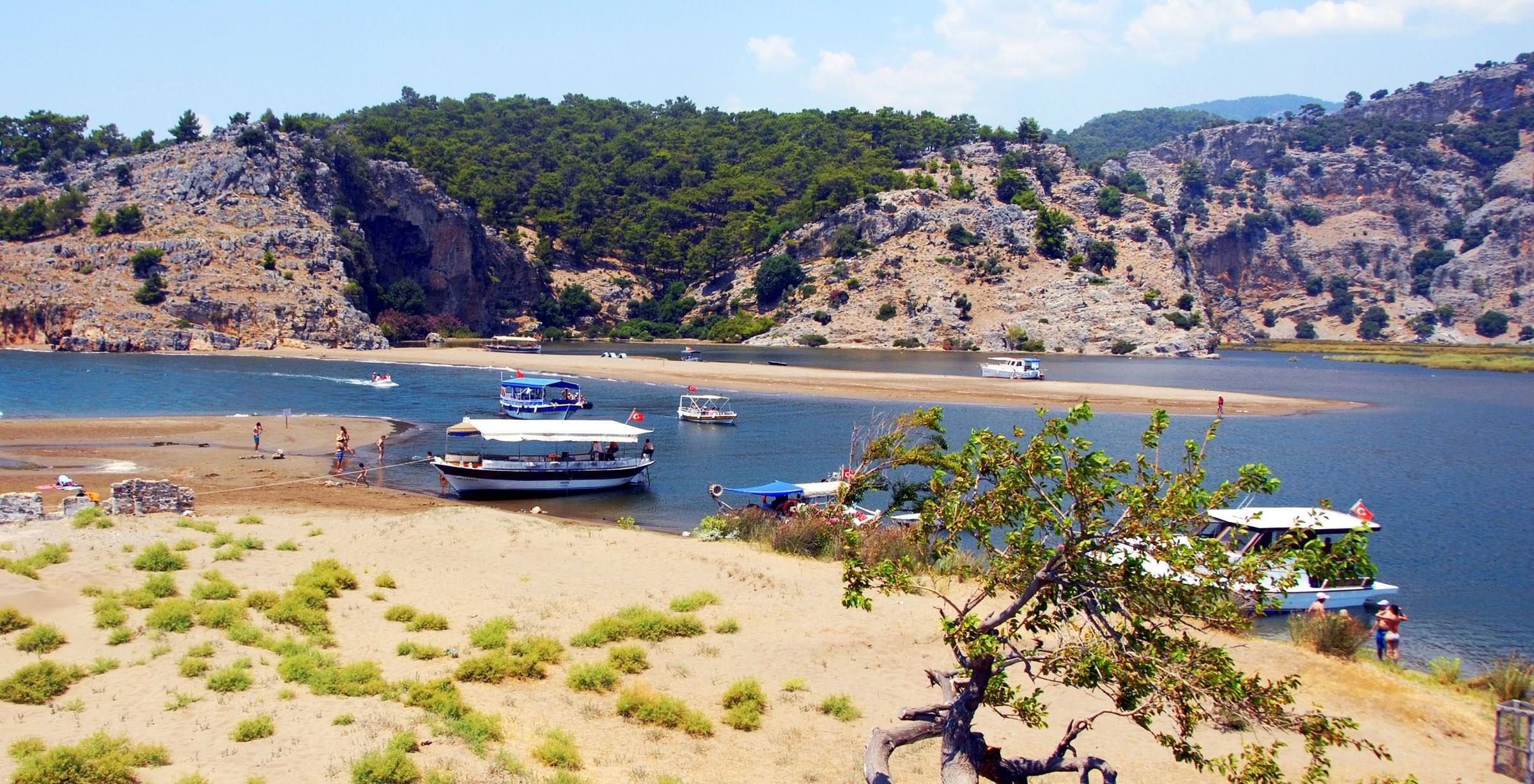 Why visit Dalyan & Iztuzu beach?!