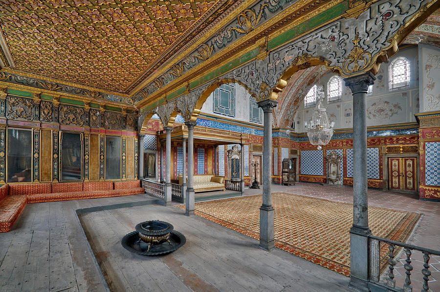 Visit The Best Ottoman Palaces in Istanbul