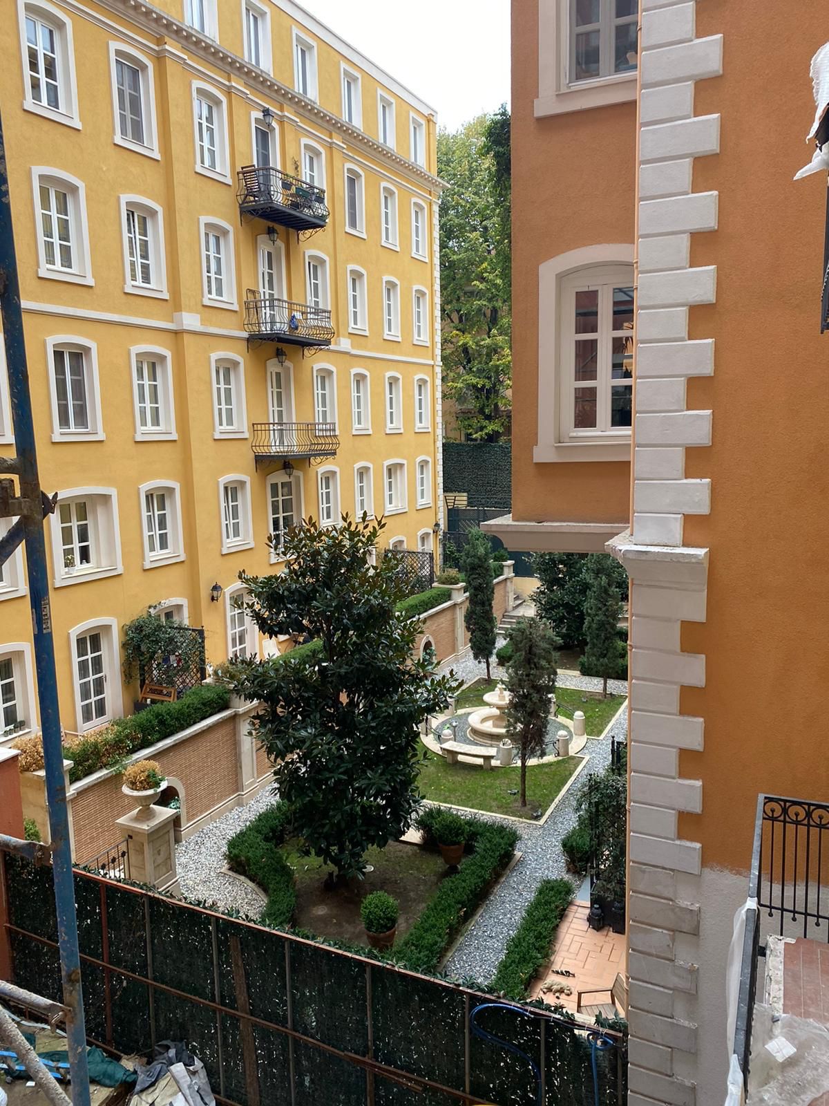 2 Bedroom Apartments for Sale in Taksim 17