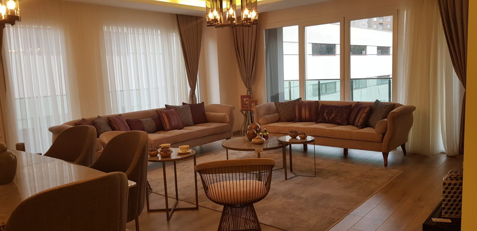Sea View Apartments for Sale in Beylikduzu 16
