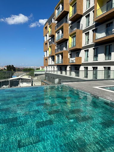 Affordable Istanbul Apartments Near the Airport – Avcilar with a Mall underneath usable for Comapnies as Offices as well 2