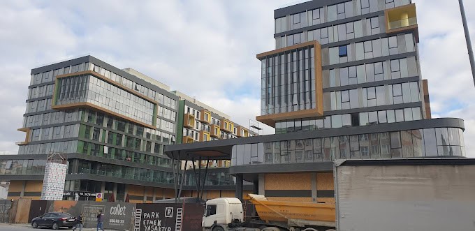 Affordable Istanbul Apartments Near the Airport – Avcilar with a Mall underneath usable for Comapnies as Offices as well 7