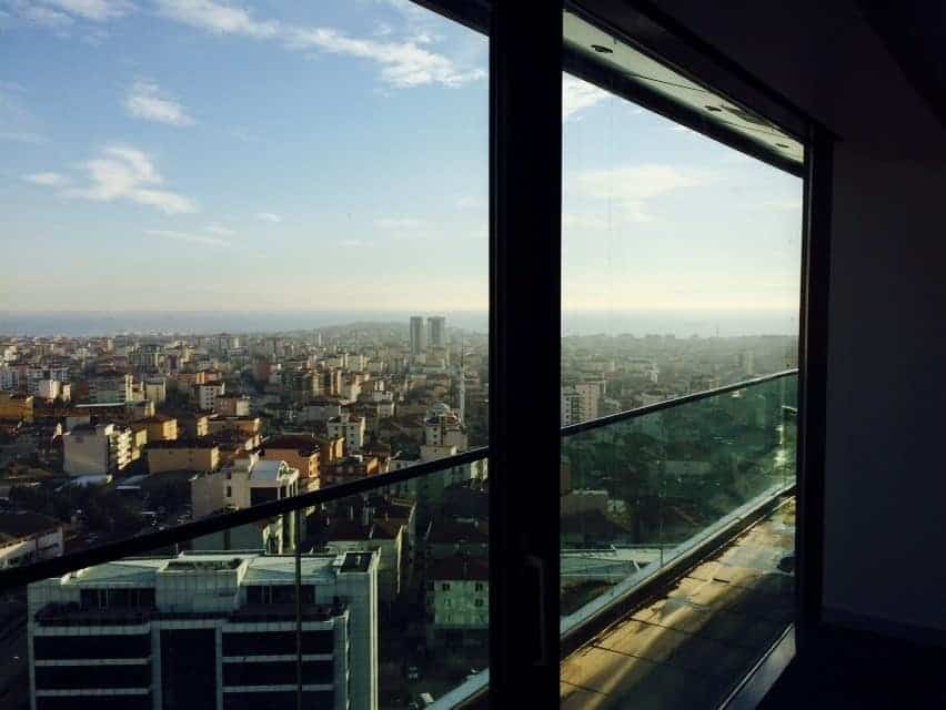 Buy Office in Istanbul – High-Yield Commercial Units Near Metro and Sea 7