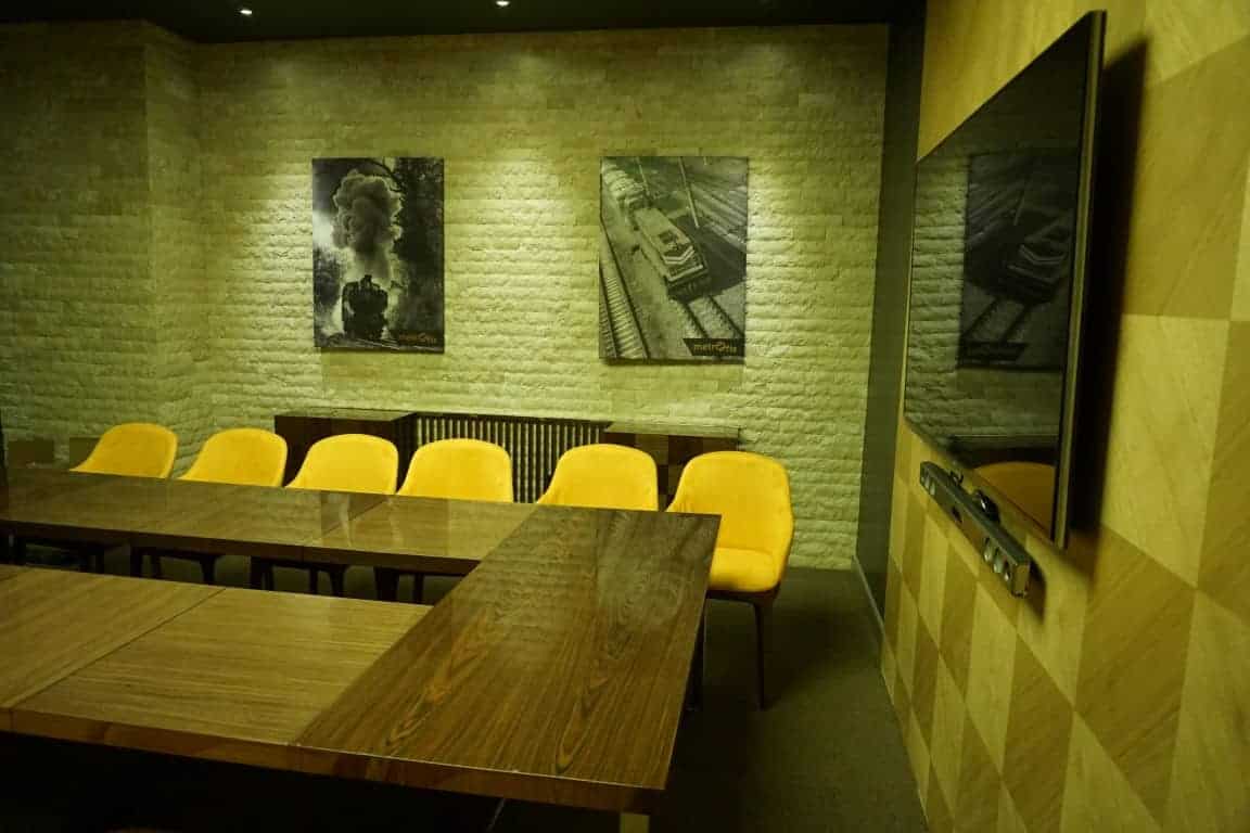Buy Office in Istanbul – High-Yield Commercial Units Near Metro and Sea 9