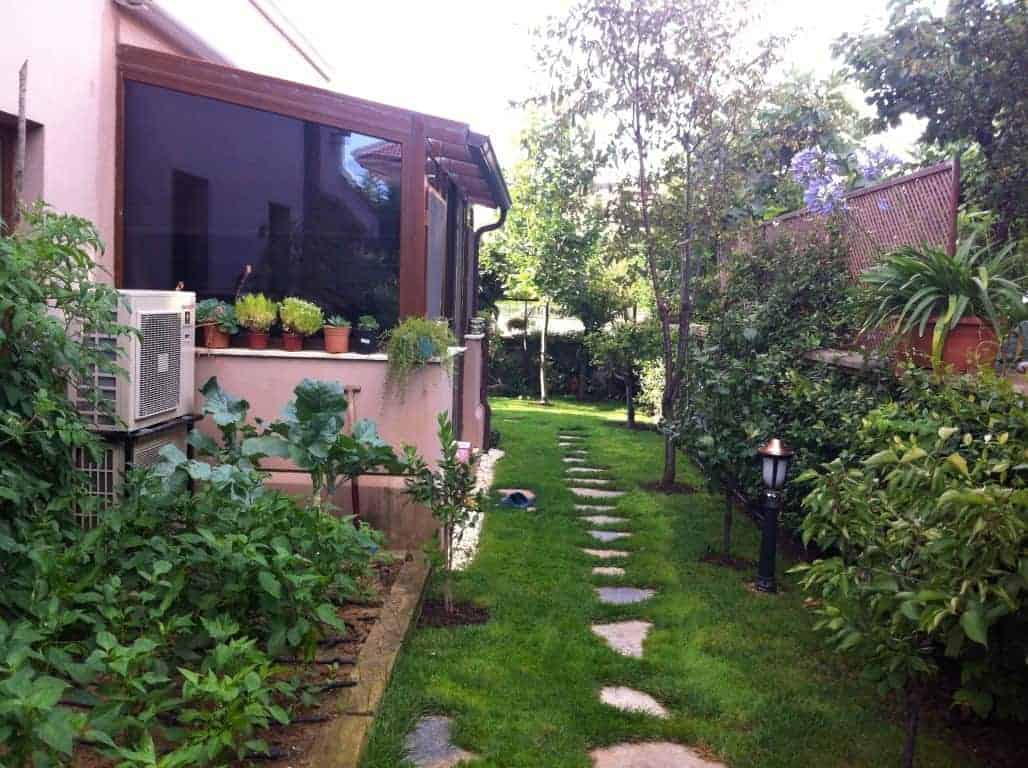 Detached Villa With A Private Garden 14