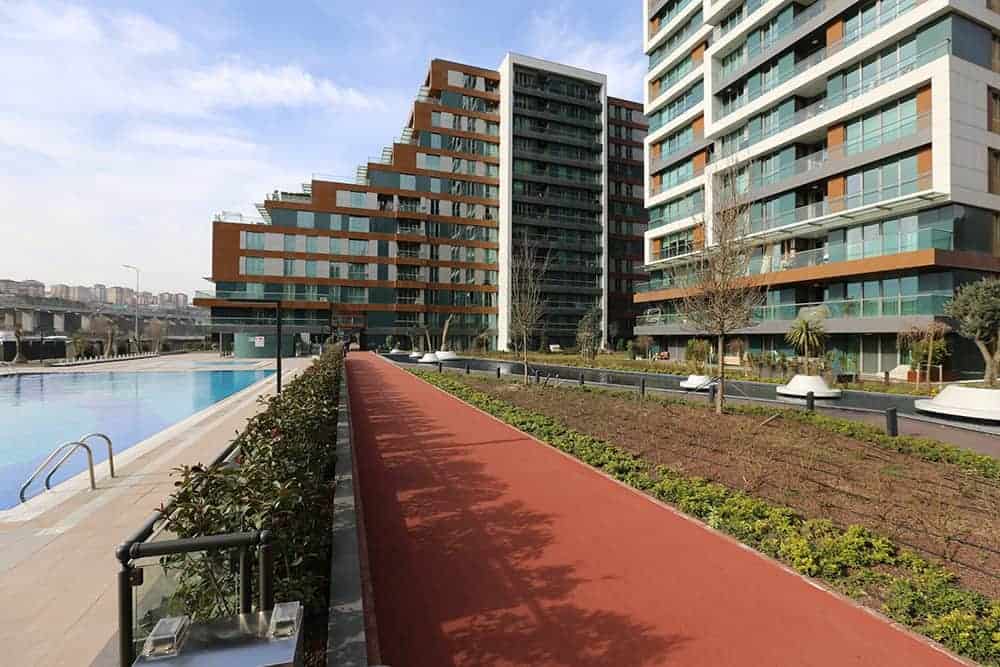 Apartments With Private Garden For Sale In Maslak 2