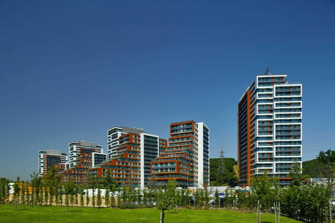 Apartments With Private Garden For Sale In Maslak 1