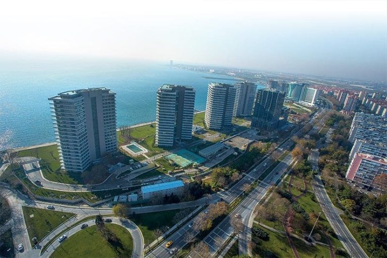 Seafront Offices In Istanbul Atakoy
