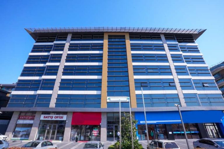 New Luxury Istanbul Property For Sale Near The New Canal