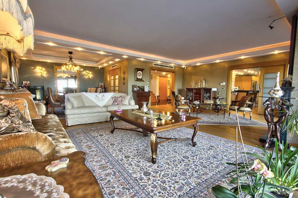 Prestigious Istanbul Property For Sale 15