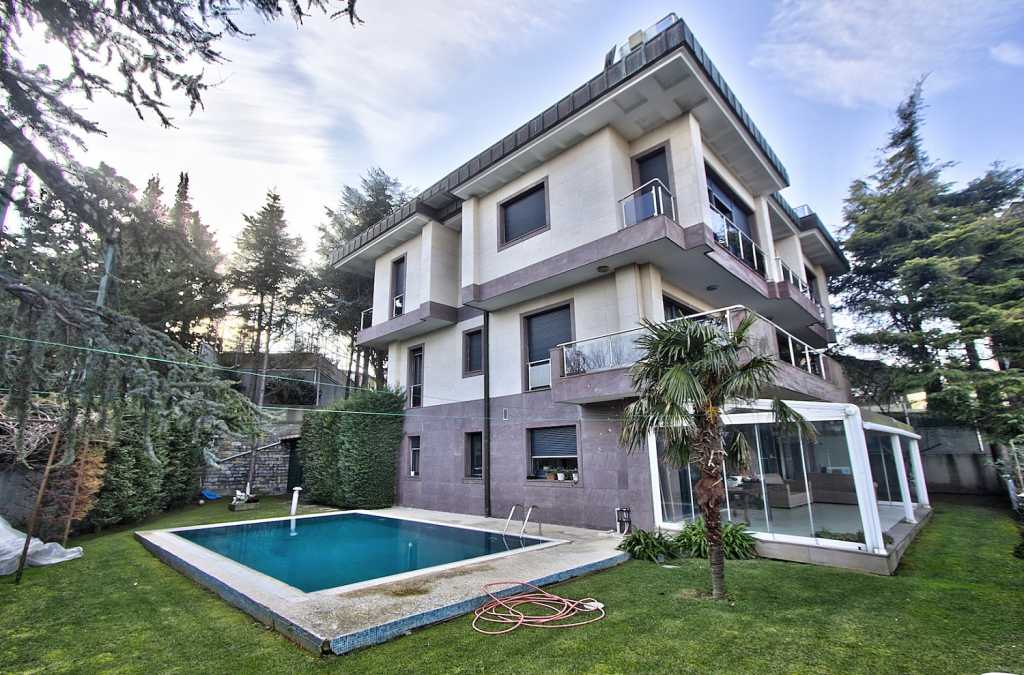 Prestigious Istanbul Property For Sale 1