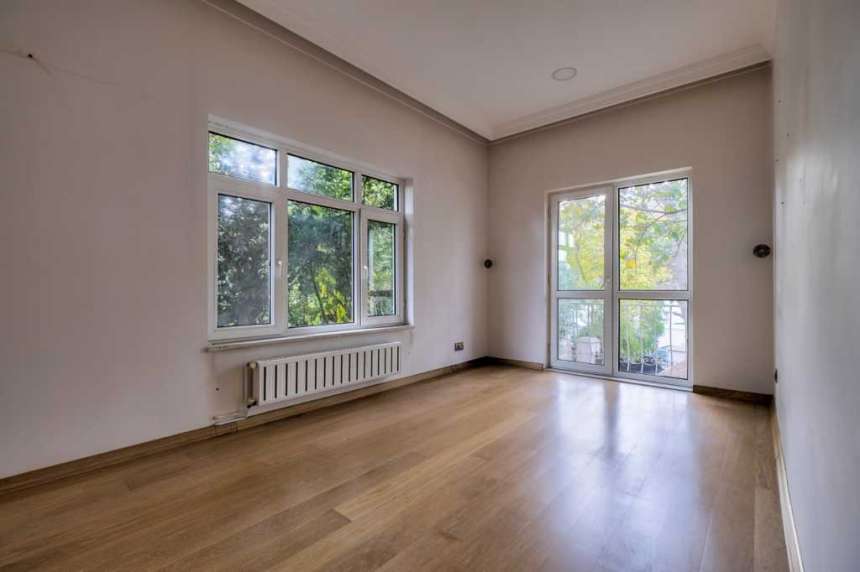 5-Bed Istanbul Property For Sale 17