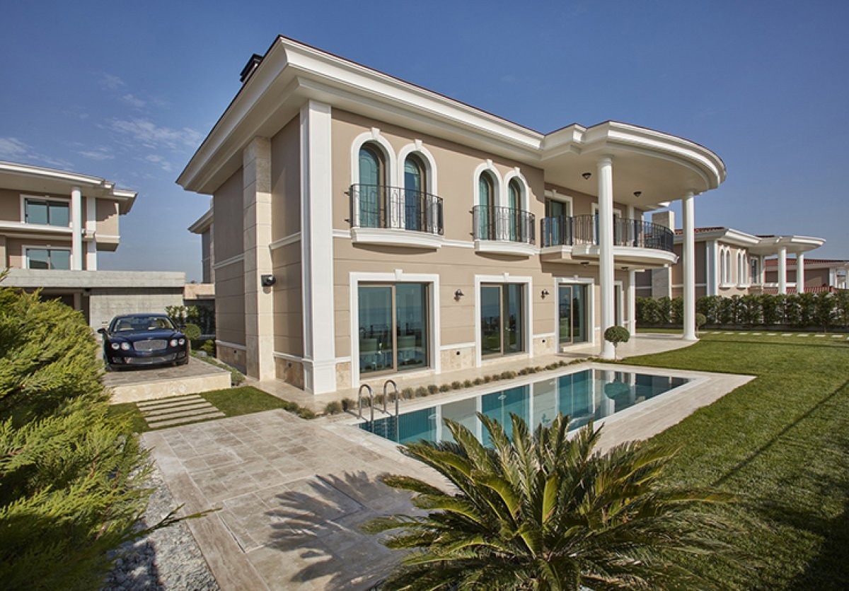 Luxury Property in Beylikduzu Marina 1