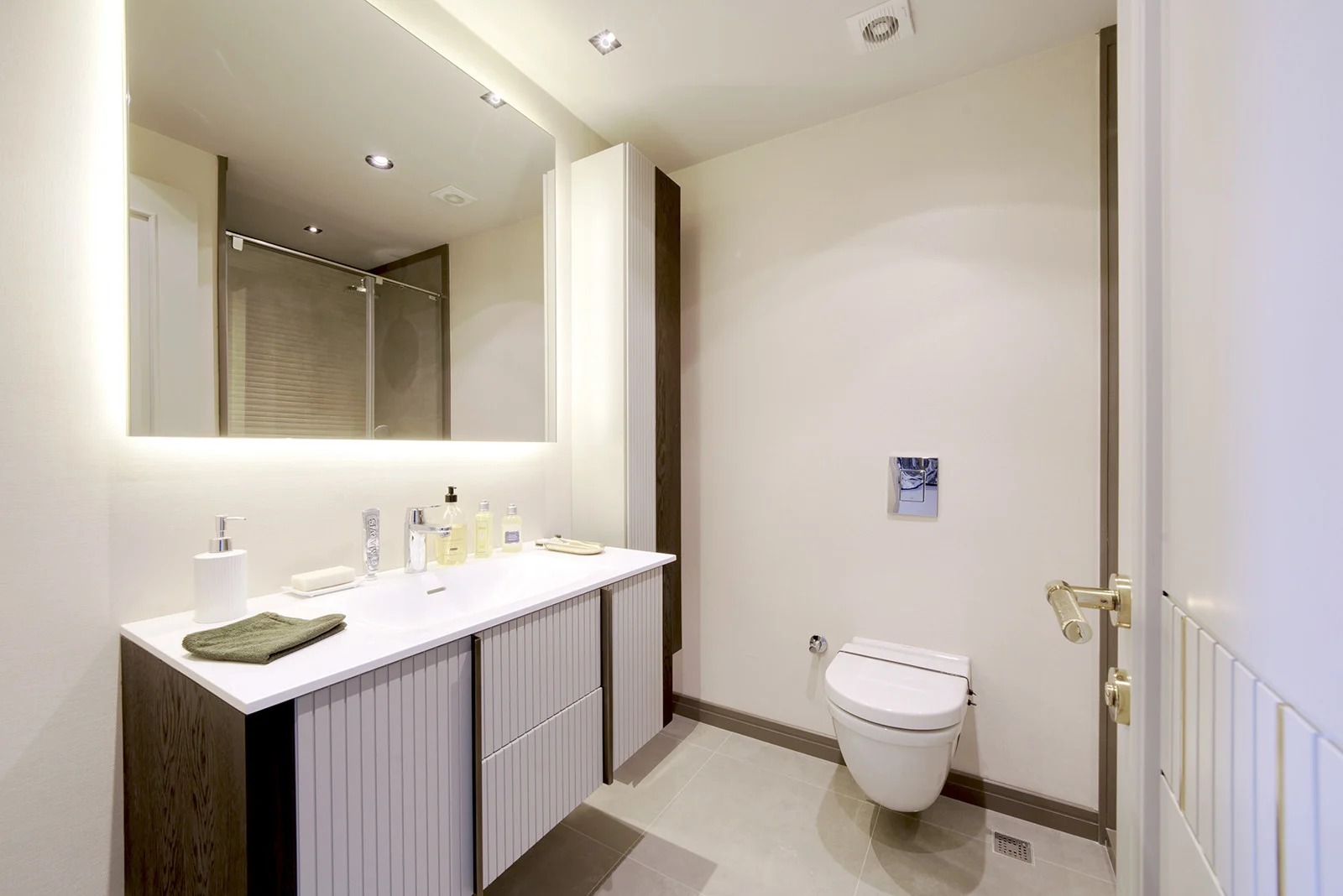 Luxury Property in Beylikduzu Marina 17